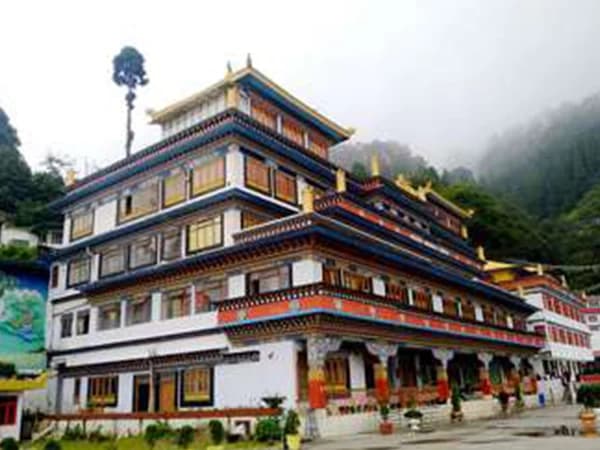 5 Best Monasteries to Visit in Darjeeling