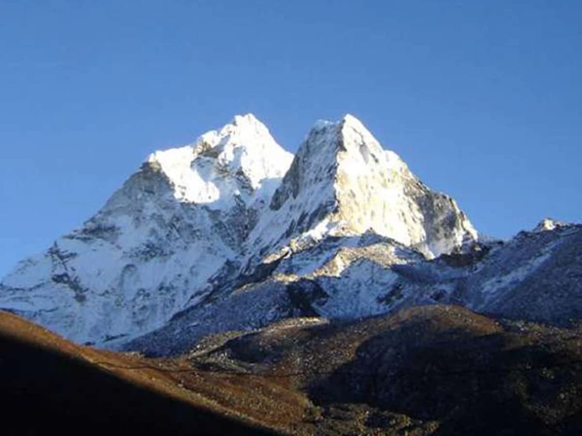 Lobuche Peak Climb with Everest Base Camp Trek