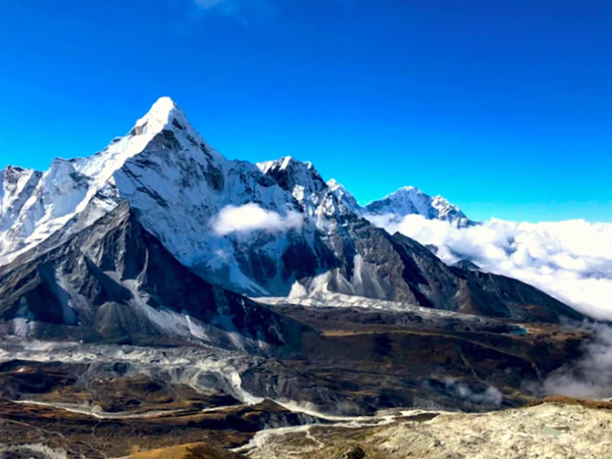 Everest High Passes Trek - 19 Days