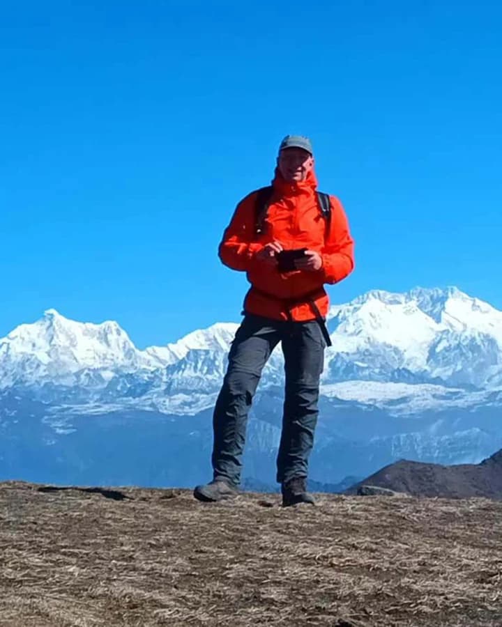 Explore Sandakphu Trek